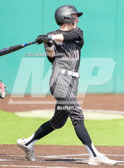 Thumbnail 1 in Melissa vs Alvarado (UIL 4A Area Playoff) photogallery.