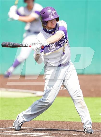 Thumbnail 3 in Melissa vs Alvarado (UIL 4A Area Playoff) photogallery.