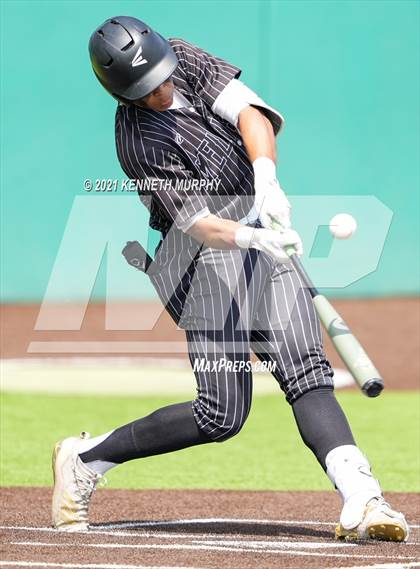 Thumbnail 3 in Melissa vs Alvarado (UIL 4A Area Playoff) photogallery.