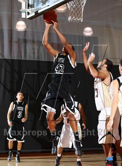 Thumbnail 2 in Vista vs. Cerritos (Charlie Wilkins Memorial Tournament) photogallery.