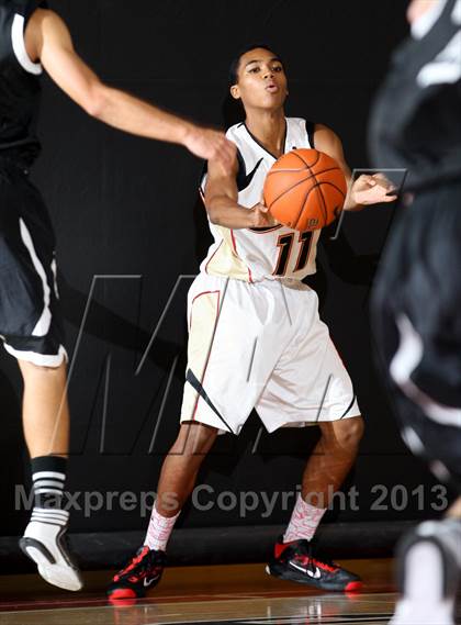 Thumbnail 1 in Vista vs. Cerritos (Charlie Wilkins Memorial Tournament) photogallery.