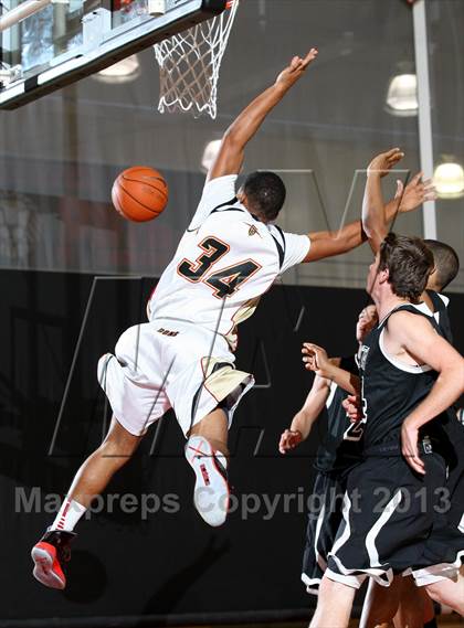 Thumbnail 3 in Vista vs. Cerritos (Charlie Wilkins Memorial Tournament) photogallery.