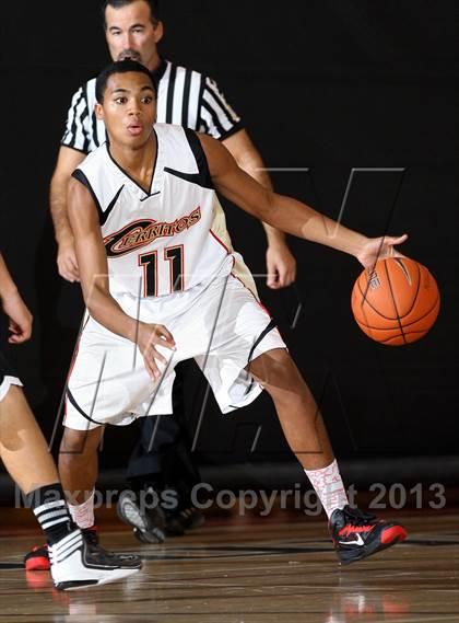 Thumbnail 2 in Vista vs. Cerritos (Charlie Wilkins Memorial Tournament) photogallery.
