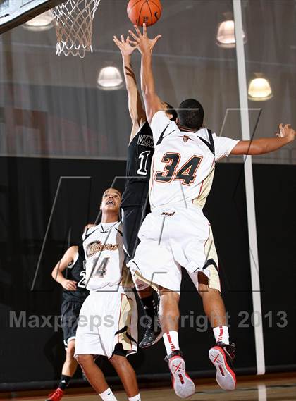 Thumbnail 3 in Vista vs. Cerritos (Charlie Wilkins Memorial Tournament) photogallery.