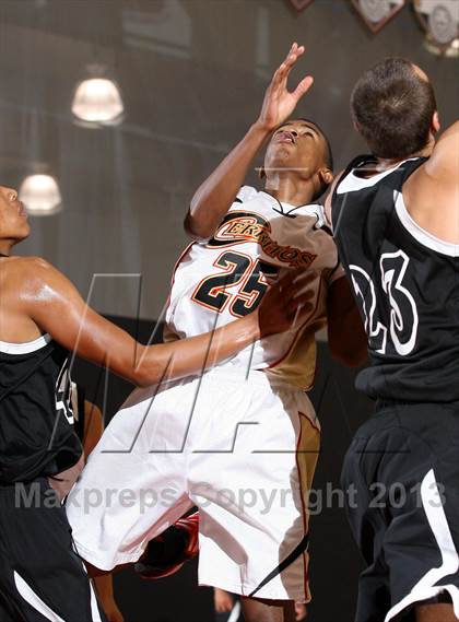 Thumbnail 3 in Vista vs. Cerritos (Charlie Wilkins Memorial Tournament) photogallery.