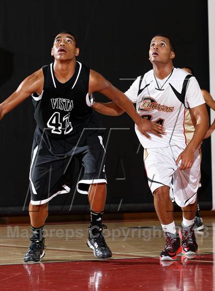 Thumbnail 1 in Vista vs. Cerritos (Charlie Wilkins Memorial Tournament) photogallery.