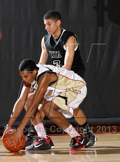 Thumbnail 2 in Vista vs. Cerritos (Charlie Wilkins Memorial Tournament) photogallery.