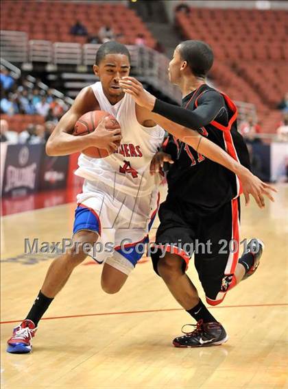 Thumbnail 3 in Centennial vs. Serra (CIF SS D3A Final) photogallery.