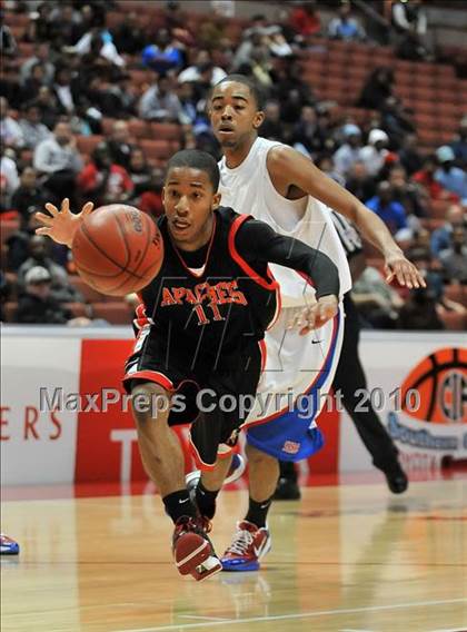 Thumbnail 3 in Centennial vs. Serra (CIF SS D3A Final) photogallery.