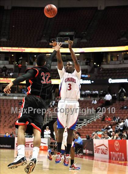 Thumbnail 1 in Centennial vs. Serra (CIF SS D3A Final) photogallery.