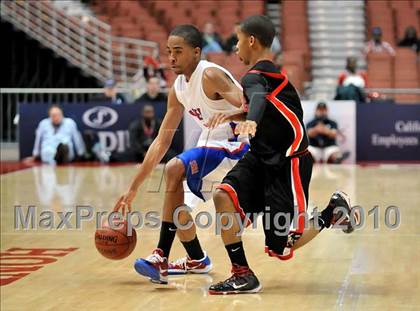 Thumbnail 2 in Centennial vs. Serra (CIF SS D3A Final) photogallery.