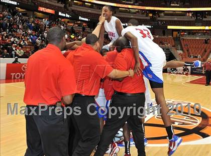 Thumbnail 1 in Centennial vs. Serra (CIF SS D3A Final) photogallery.
