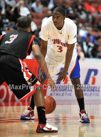Thumbnail 1 in Centennial vs. Serra (CIF SS D3A Final) photogallery.