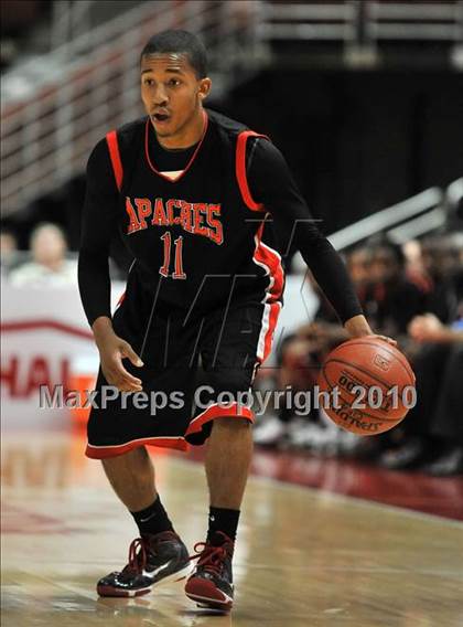 Thumbnail 2 in Centennial vs. Serra (CIF SS D3A Final) photogallery.
