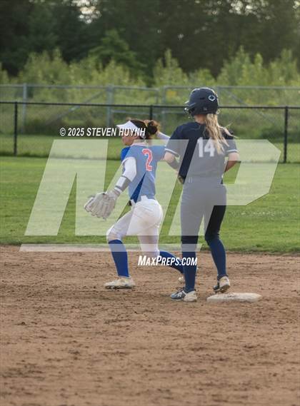 Thumbnail 1 in La Salle @ Wilsonville photogallery.