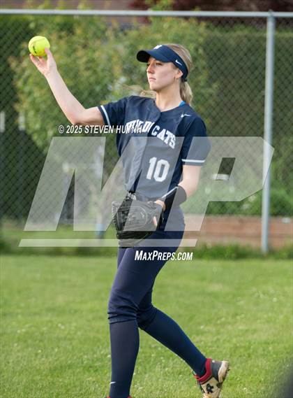 Thumbnail 1 in La Salle @ Wilsonville photogallery.