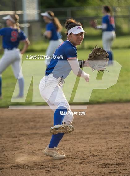 Thumbnail 1 in La Salle @ Wilsonville photogallery.