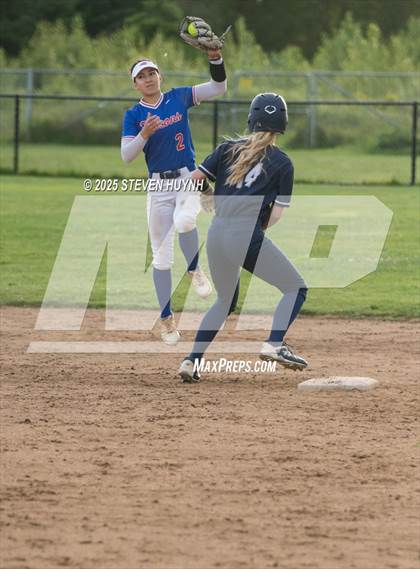 Thumbnail 3 in La Salle @ Wilsonville photogallery.