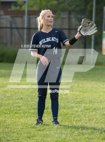 Thumbnail 1 in La Salle @ Wilsonville photogallery.