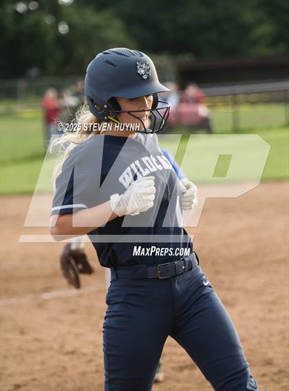 Thumbnail 1 in La Salle @ Wilsonville photogallery.