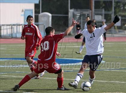 Thumbnail 3 in Crescenta Valley @ Burroughs photogallery.