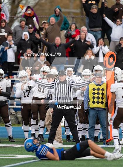 Thumbnail 3 in Chicago Mt. Carmel @ Lake Zurich (IHSA 7A 2nd Round Playoff) photogallery.