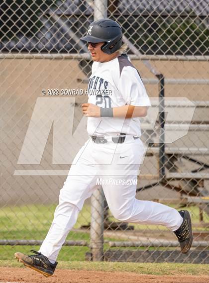 Thumbnail 1 in Marshall @ Arroyo photogallery.