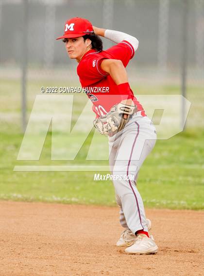 Thumbnail 2 in Marshall @ Arroyo photogallery.