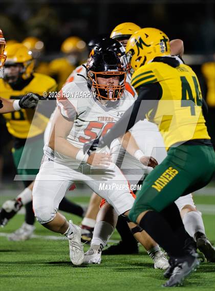 Thumbnail 1 in Douglas @ Bishop Manogue photogallery.