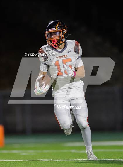 Thumbnail 2 in Douglas @ Bishop Manogue photogallery.