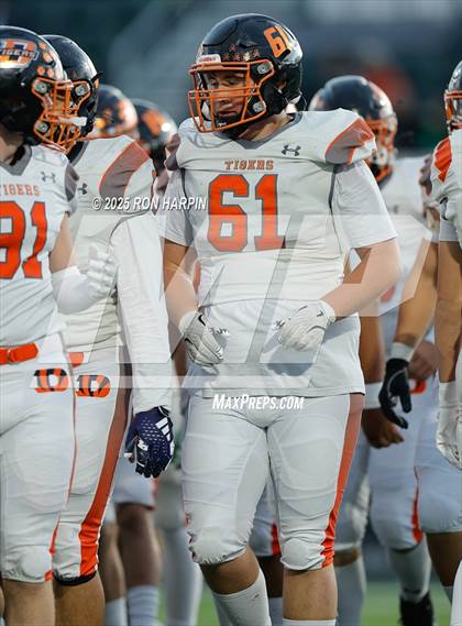 Thumbnail 3 in Douglas @ Bishop Manogue photogallery.