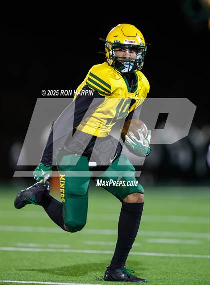 Thumbnail 1 in Douglas @ Bishop Manogue photogallery.