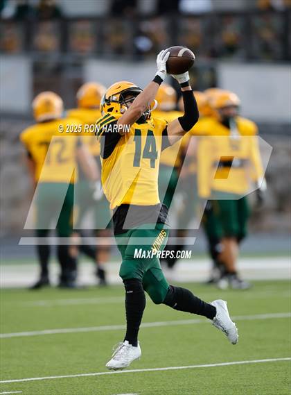 Thumbnail 3 in Douglas @ Bishop Manogue photogallery.