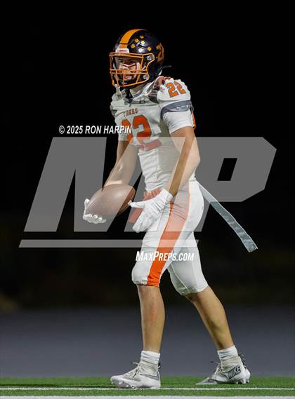 Thumbnail 2 in Douglas @ Bishop Manogue photogallery.