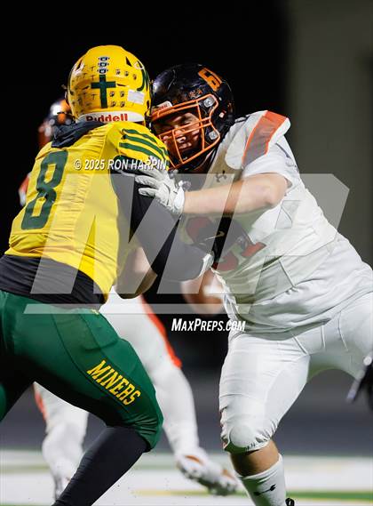 Thumbnail 2 in Douglas @ Bishop Manogue photogallery.