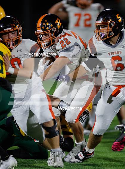 Thumbnail 1 in Douglas @ Bishop Manogue photogallery.