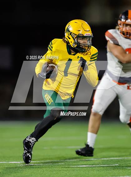 Thumbnail 3 in Douglas @ Bishop Manogue photogallery.