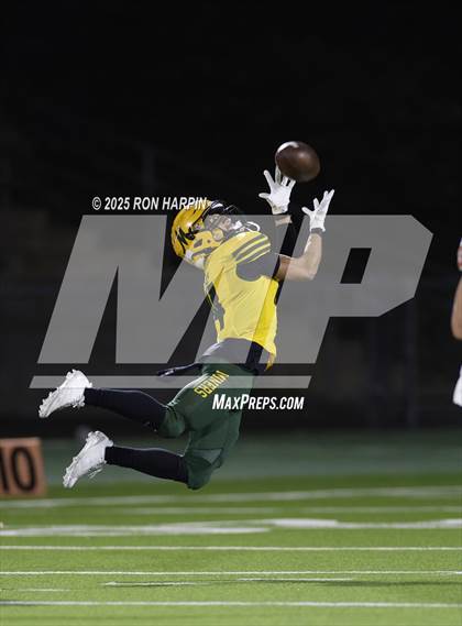 Thumbnail 3 in Douglas @ Bishop Manogue photogallery.