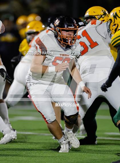Thumbnail 3 in Douglas @ Bishop Manogue photogallery.