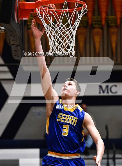 Thumbnail 1 in Miramonte vs. Serra (23rd Annual Bambauer Classic) photogallery.
