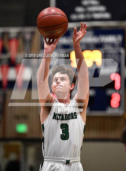 Thumbnail 1 in Miramonte vs. Serra (23rd Annual Bambauer Classic) photogallery.