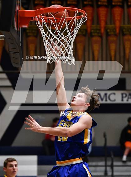 Thumbnail 1 in Miramonte vs. Serra (23rd Annual Bambauer Classic) photogallery.