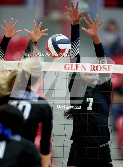 Thumbnail 2 in Hebron vs. Carroll  photogallery.