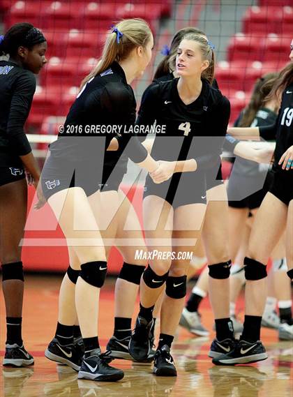 Thumbnail 1 in Hebron vs. Carroll  photogallery.