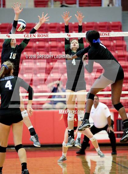 Thumbnail 1 in Hebron vs. Carroll  photogallery.