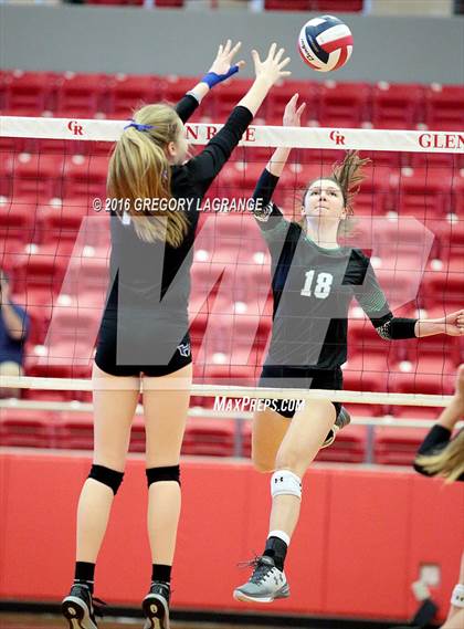Thumbnail 2 in Hebron vs. Carroll  photogallery.