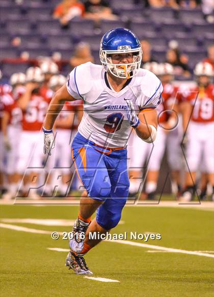 Thumbnail 2 in New Palestine vs. Whiteland (Horseshoe Classic) photogallery.