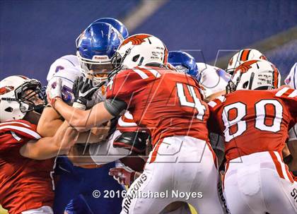 Thumbnail 2 in New Palestine vs. Whiteland (Horseshoe Classic) photogallery.