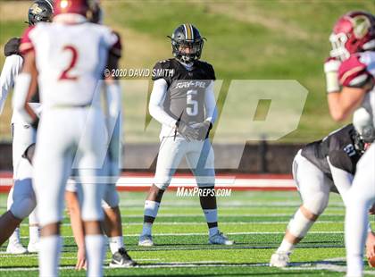 Thumbnail 3 in De Smet Jesuit vs. Raymore-Peculiar (MSHSAA Class 6 Championship) photogallery.