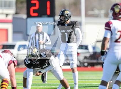 Thumbnail 2 in De Smet Jesuit vs. Raymore-Peculiar (MSHSAA Class 6 Championship) photogallery.